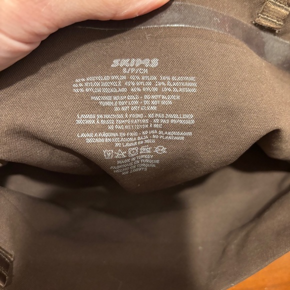 Skims Core Control Thong Cocoa Small - Picture 4 of 4